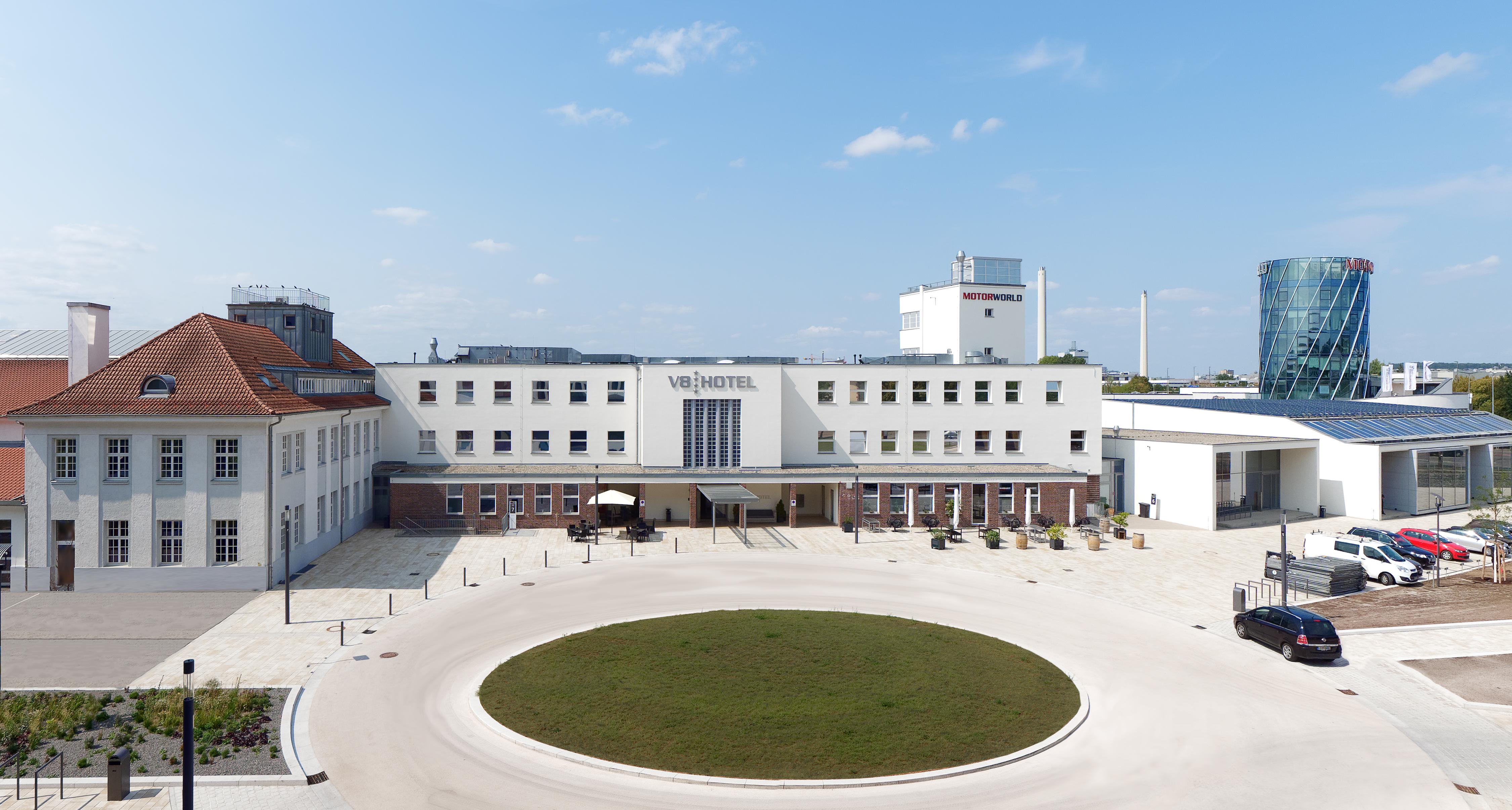 V8 Hotel Classic Motorworld Region Stuttgart Μπέμπλινγκεν Εξωτερικό φωτογραφία